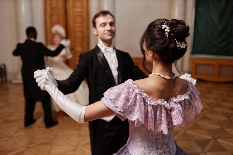 5 Reasons to Start Ballroom Dancing at Any Age